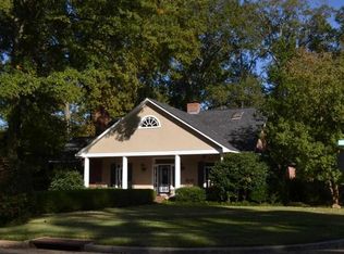 4110 Robin Dr, Jackson, MS 39206