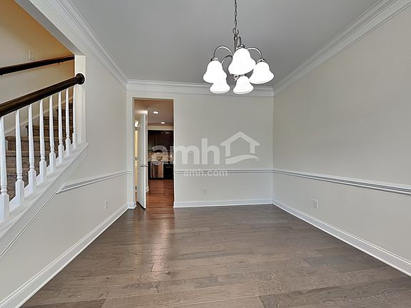 5th image of 9919 Maywine Cir
