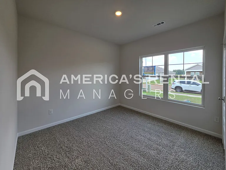 177 Keller Dr — Photo 7