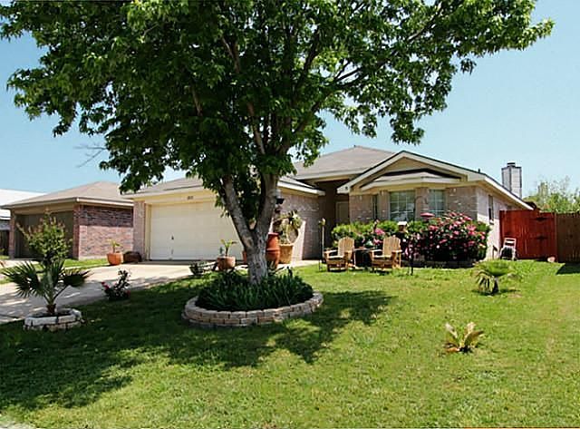 1st image of 8012 Cannonwood Dr