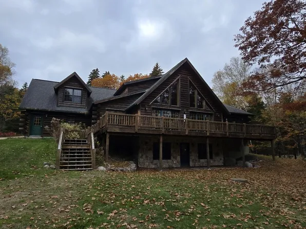 70 Owens Way, Deer Isle, ME 04627