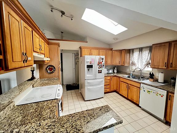 4th image of 5066 Columbia Cir