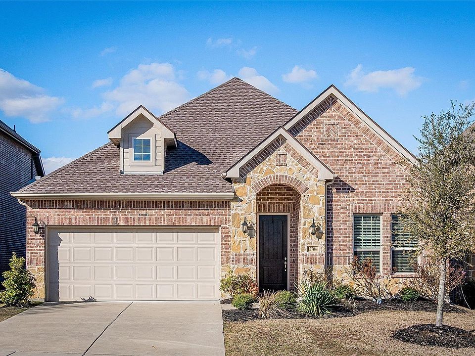1st image of 3704 Trinidad Dr