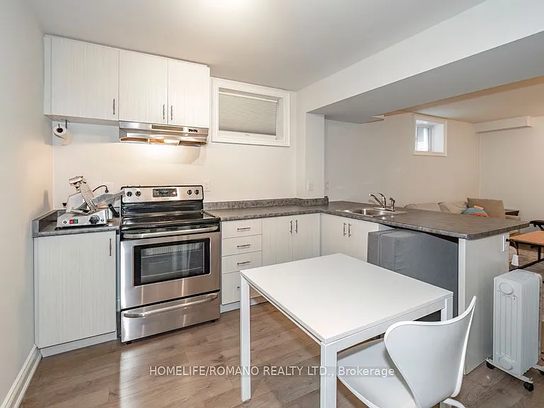 100 Falstaff Ave — Photo 22
