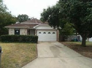 2812 Weston Dr, Denton, TX 76209