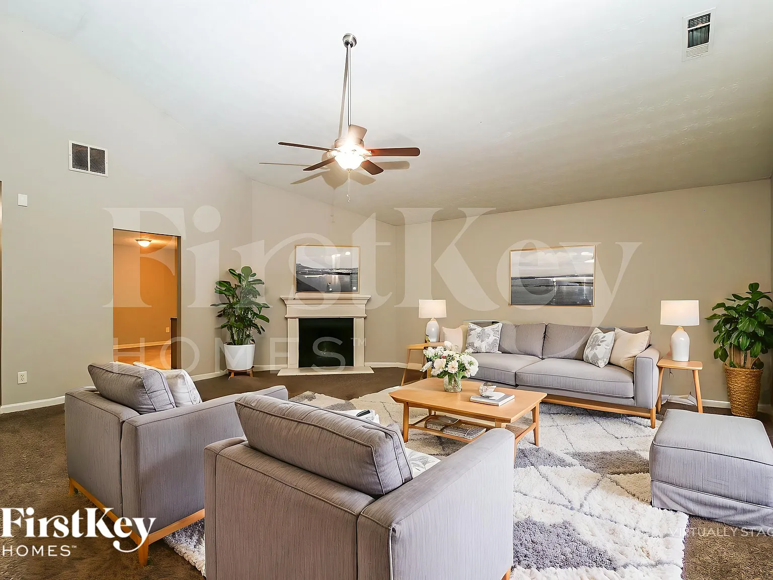 3 bed, 2.0 bath, 1609 sqft, $2,000 — Photo 3