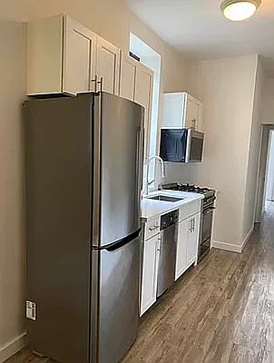 Rented by Park River | media 15