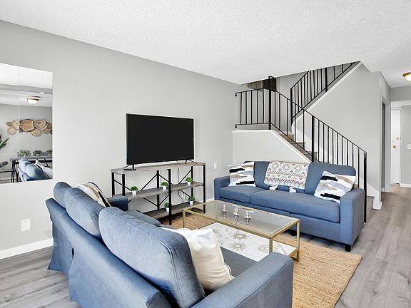2nd image of 82451 John Nobles Ave APT 21
