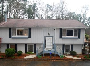 403 Stratford Dr, Seneca, SC 29678