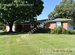 1010 Janet Dr, Columbus, OH 43224