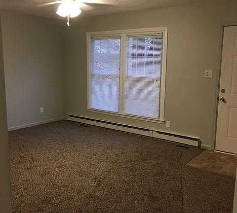 5th image of 126 Hager Ave