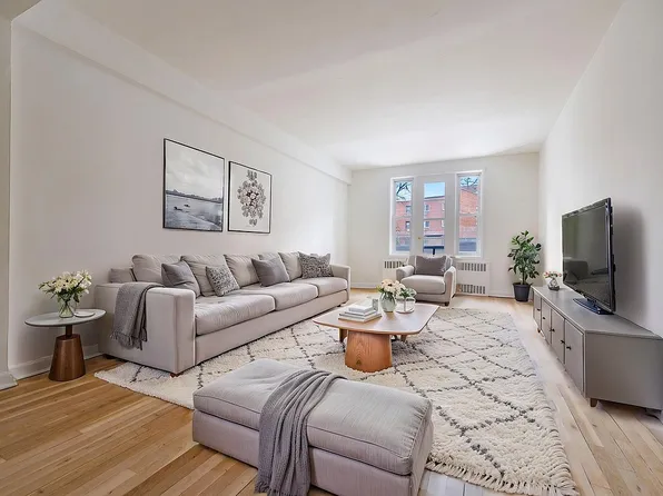 143-25 84th Dr #1D, Jamaica, NY 11435