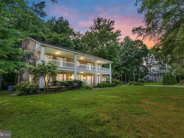99 Pine Valley Rd, Dover, DE 19904