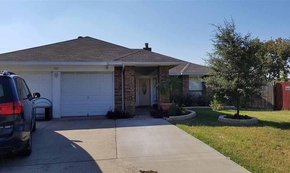 1st image of 2312 Dawn Ct
