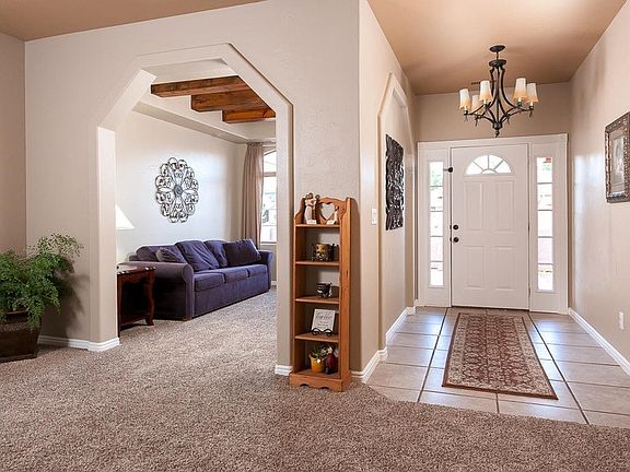 3rd image of 2085 Sagebrush Dr