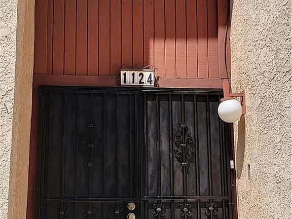 3rd image of 1124 S Garfield Ave