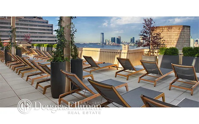 Rented by Douglas Elliman | media 31