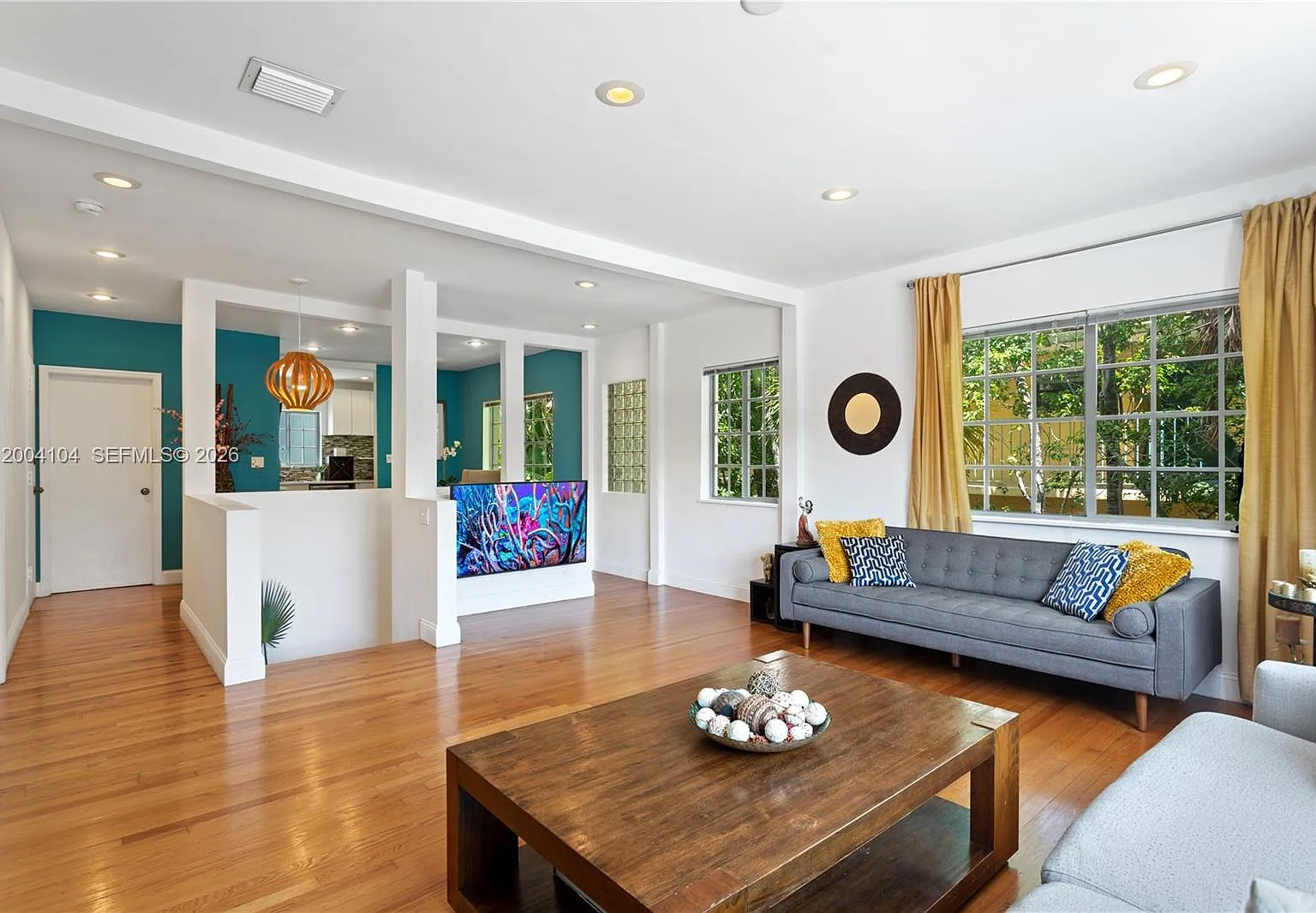 The Casa Bella Condo On S — Photo 2