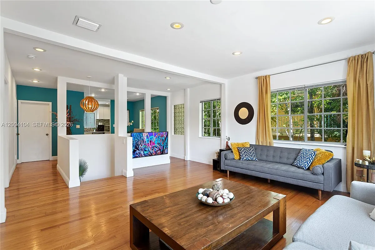 Building Photo - 840 Lenox Ave #2