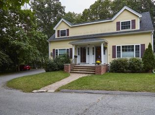 33-35 Holt St, Chelmsford, MA 01824