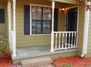 400 Shadow Ridge Dr, Little Rock, AR 72211