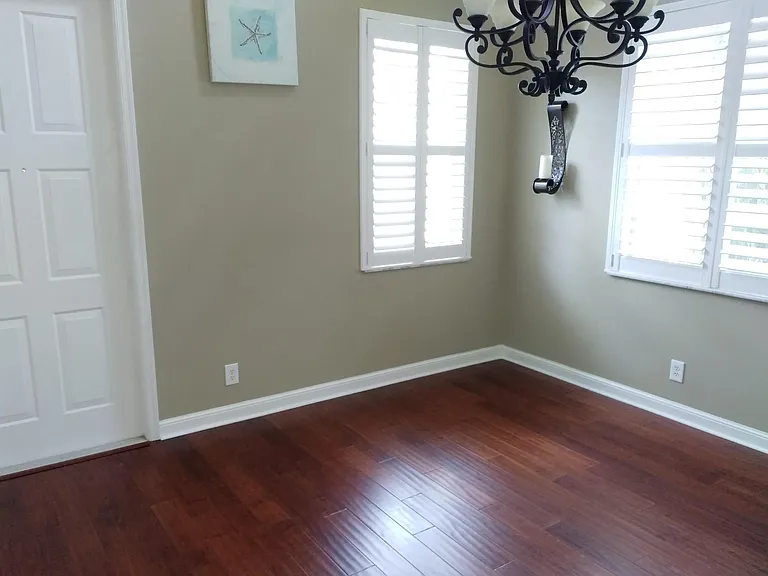 521 Tomahawk Ct — Photo 3