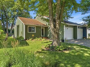 1988 Holiday Rd, Coralville, IA 52241