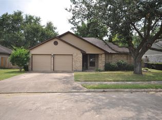 4 Janthina St, Bay City, TX 77414