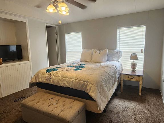 5th image of 35205 Watersedge Dr