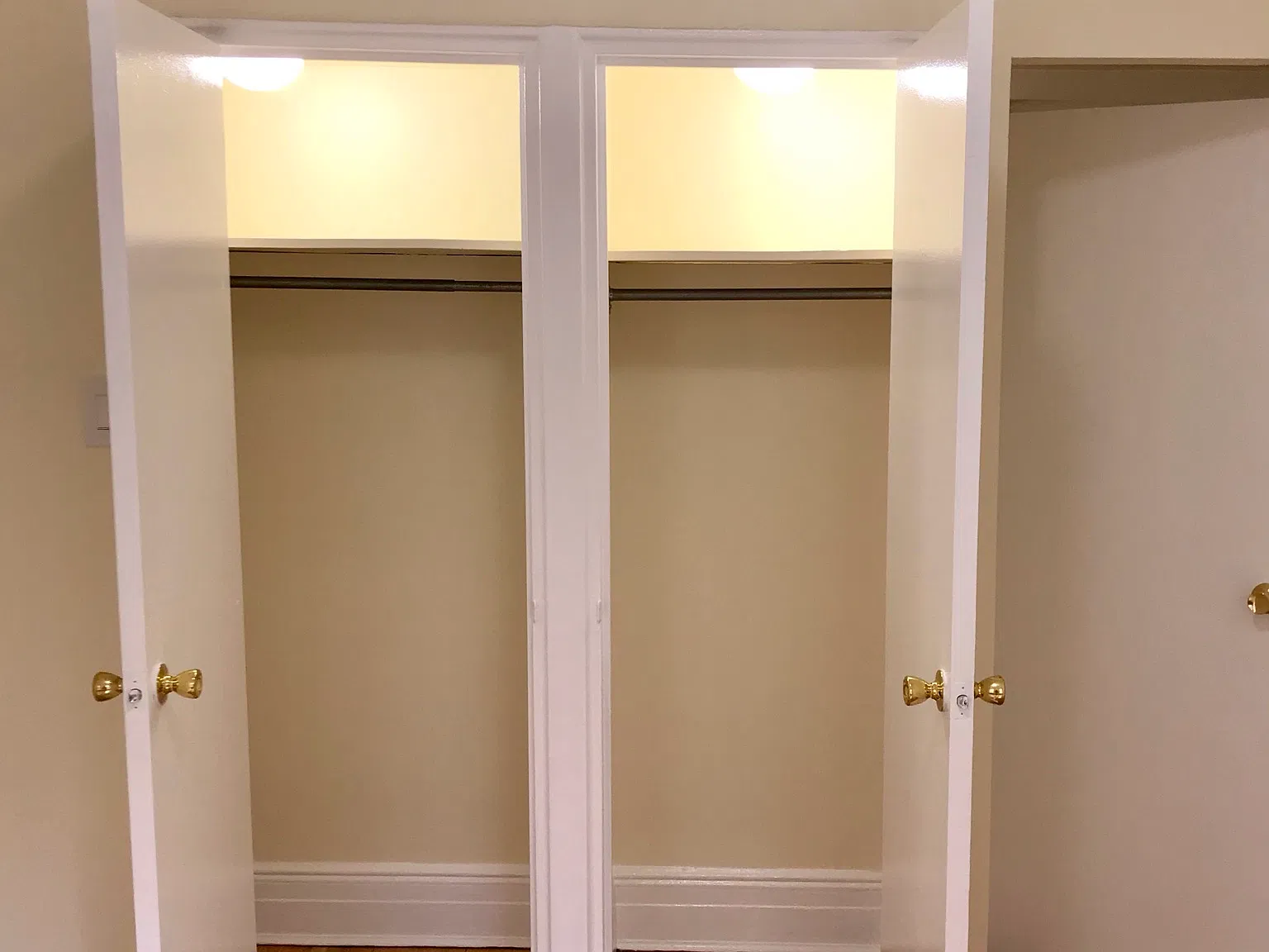 415 East 71st Street — Photo 3