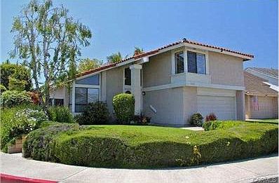 Fantastic curb appeal on a corner lot, cul-de-sac street!  4 Bed