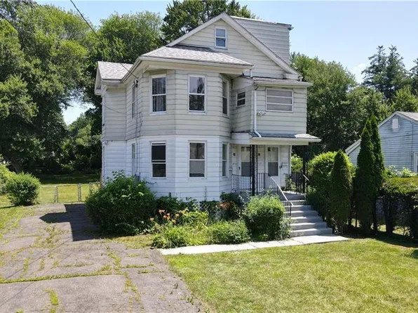 22 Greenwood Avenue, Bloomfield, CT 06002