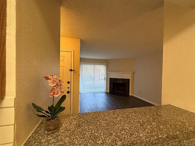 2120 El Paseo St #2406 — Photo 5