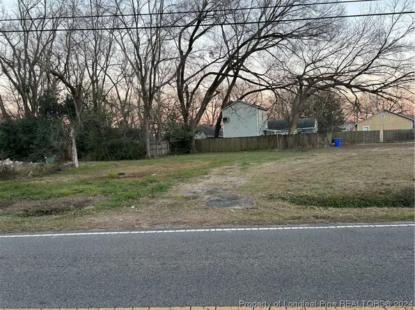 211 Deep Creek Rd, Fayetteville, NC 28312