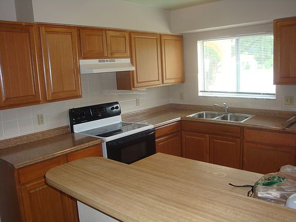 4th image of 10117 Matchlock Dr