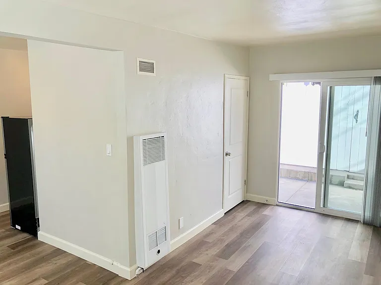 5242 E The Toledo — Photo 5