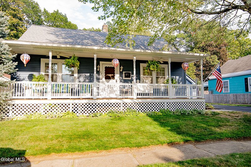 2nd image of 23 Sierra Street