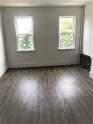 3rd image of 278 19th St #2F