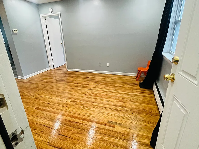 236 Stuyvesant Ave #4 — Photo 5