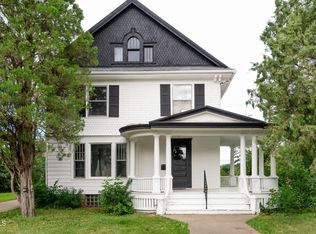 504 2nd Ave SE, Jamestown, ND 58401
