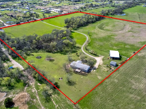 567 Poetry Rd, Royse City, TX 75189