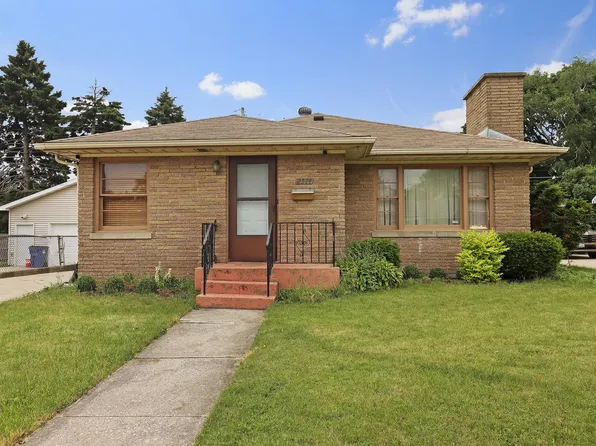 2514 East Crescent STREET, Racine, WI 53403