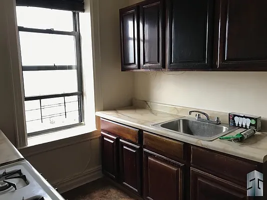 Rented by Skyline Group Real Estate | media 5