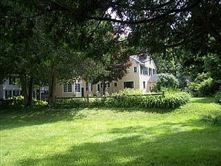 5th image of 22 Nelson Ave