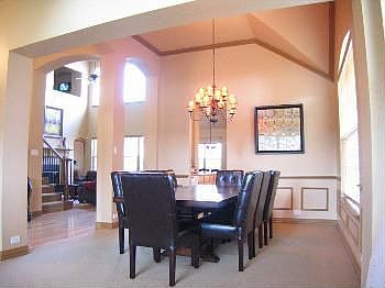 3rd image of 849 Winchester Dr