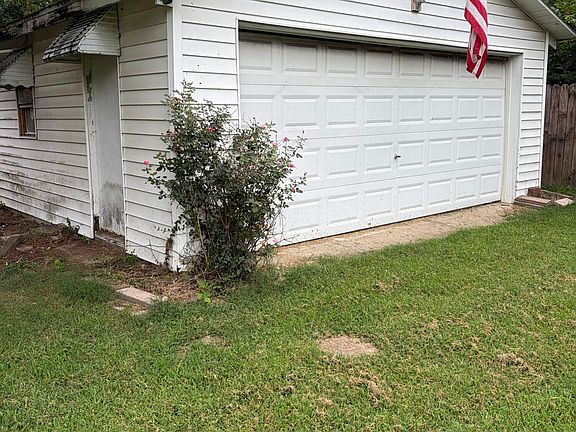 4th image of 4003 W Hialeah Street