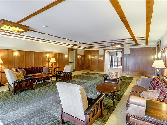 4th image of 2882 Meridian Ave #123