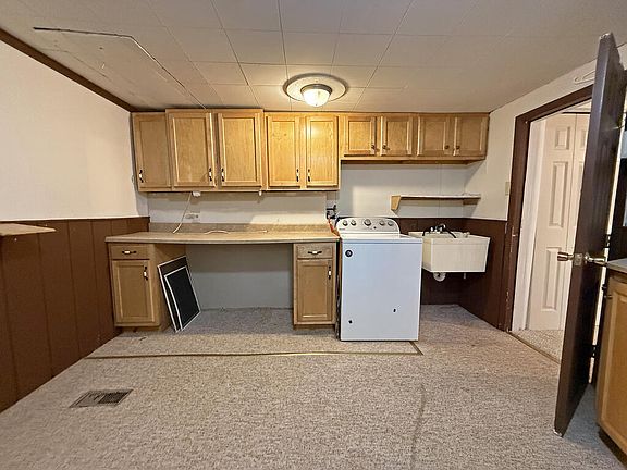 21st image of 1227 Mount Carmel Dr