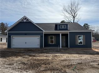 4044 Lofton St, Wade, NC 28395