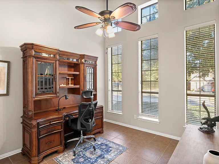 201 Barkley Dr — Photo 34